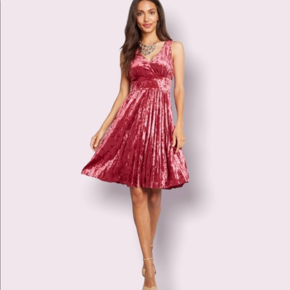 ModCloth New Splendorous Spree Black Crushed Velvet Dress Size Small Velveteen - Picture 13 of 13